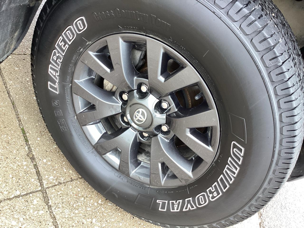 2022 Toyota Tacoma 4X4 DOUBLE CAB SR5 Photo