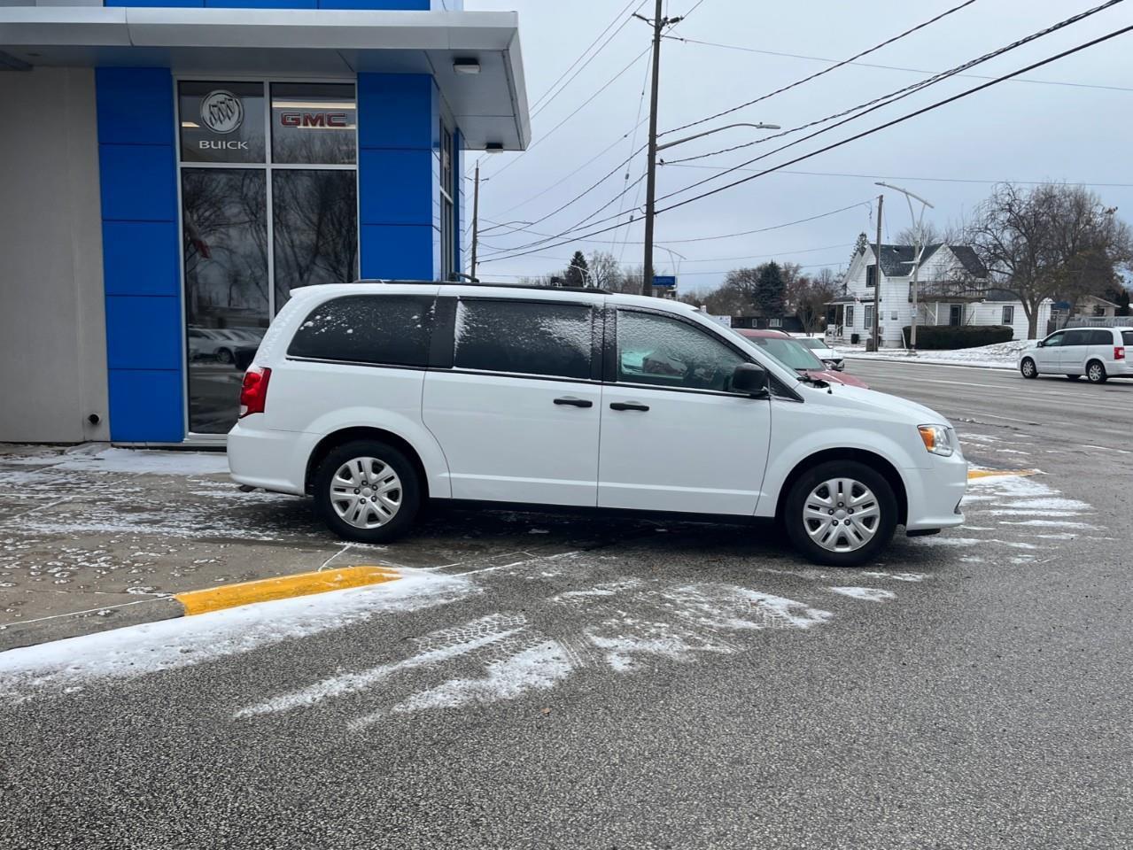 2020 Dodge Grand Caravan SE 7 PASS LOCAL TRADE Photo3
