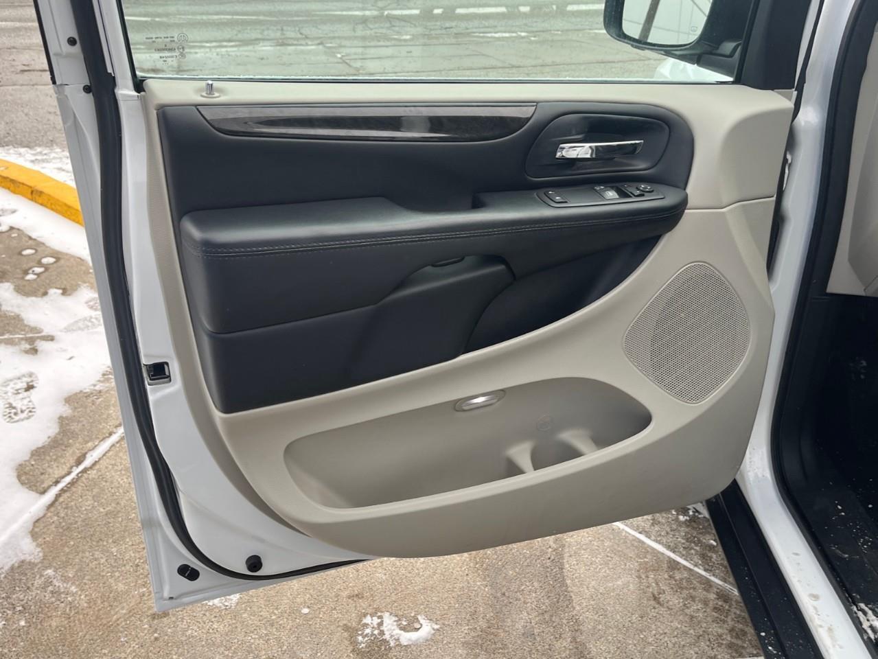 2020 Dodge Grand Caravan SE 7 PASS LOCAL TRADE Photo