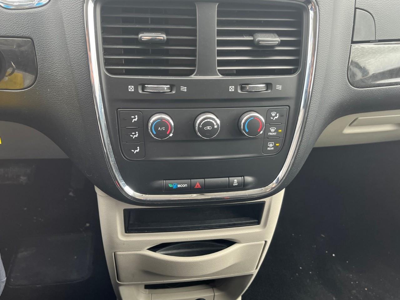 2020 Dodge Grand Caravan SE 7 PASS LOCAL TRADE Photo