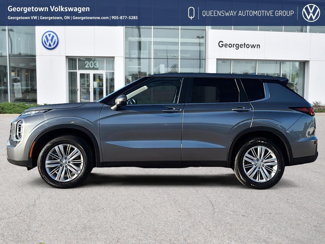 2024 Mitsubishi Outlander ES S-AWC   Carplay   7-Passenger   Remote Start Photo