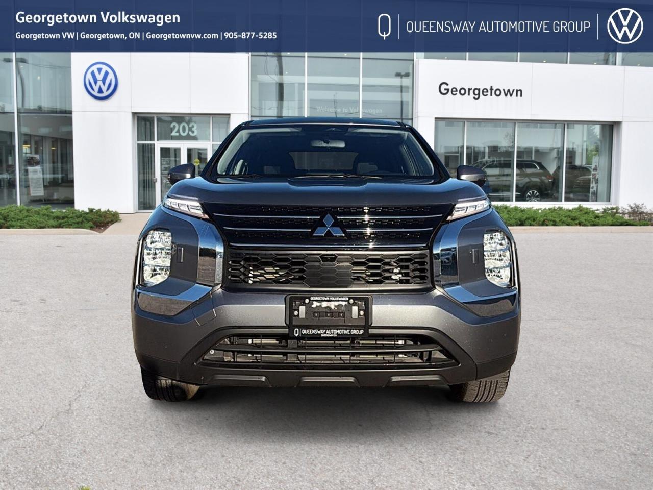 2024 Mitsubishi Outlander ES S-AWC   Carplay   7-Passenger   Remote Start Photo