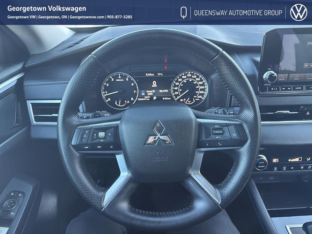 2024 Mitsubishi Outlander ES S-AWC   Carplay   7-Passenger   Remote Start Photo