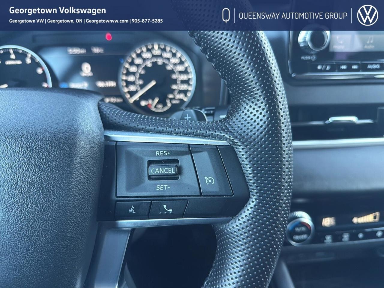 2024 Mitsubishi Outlander ES S-AWC   Carplay   7-Passenger   Remote Start Photo