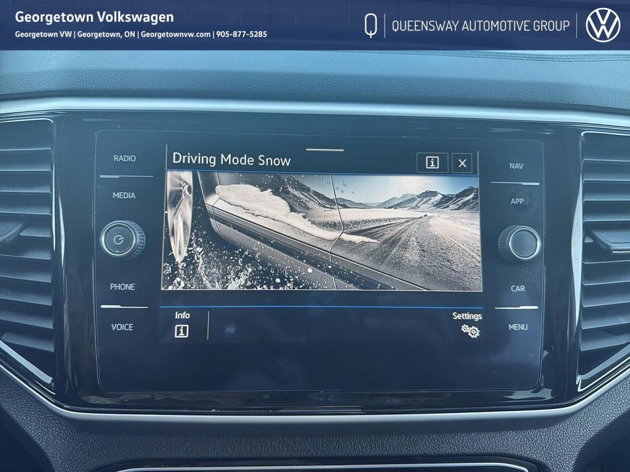 2022 Volkswagen Atlas Highline AWD   Ally Wheel Pkg   Carplay   Pano Roo Photo