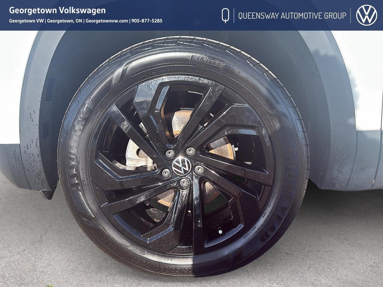 2022 Volkswagen Atlas Highline AWD   Ally Wheel Pkg   Carplay   Pano Roo Photo