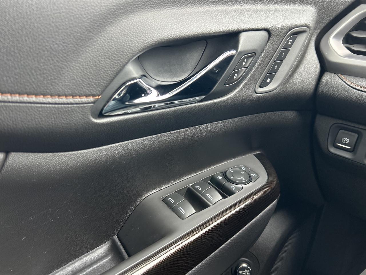 2021 GMC Acadia AT4 AWD/3.6L/NAV/REMOTE START CALL PICTON 125K KMS Photo