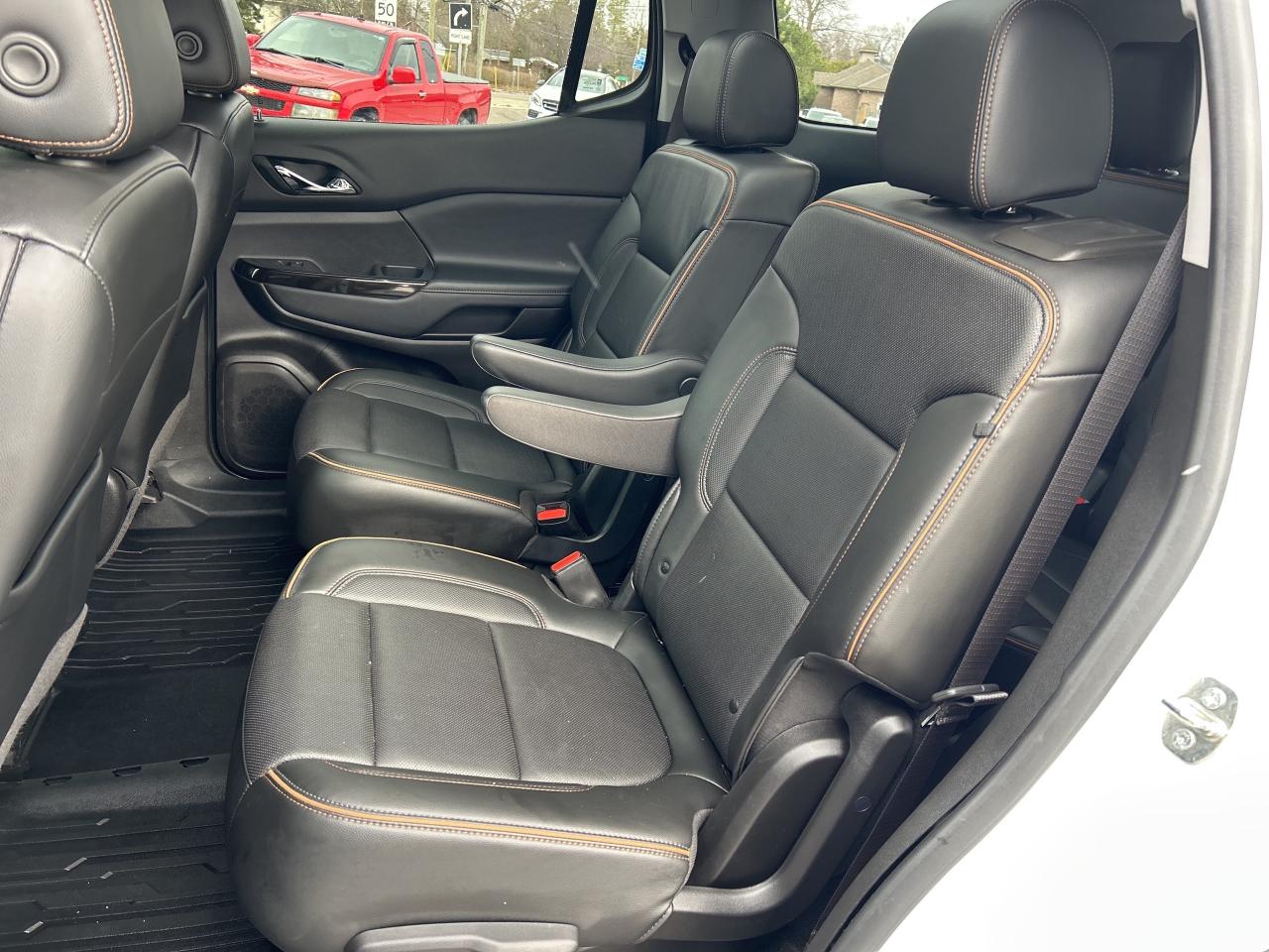 2021 GMC Acadia AT4 AWD/3.6L/NAV/REMOTE START CALL PICTON 125K KMS Photo