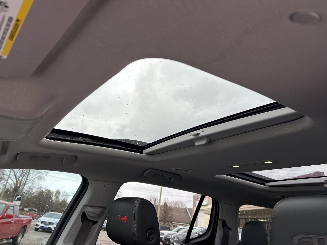 2021 GMC Acadia AT4 AWD/3.6L/NAV/REMOTE START CALL PICTON 125K KMS Photo