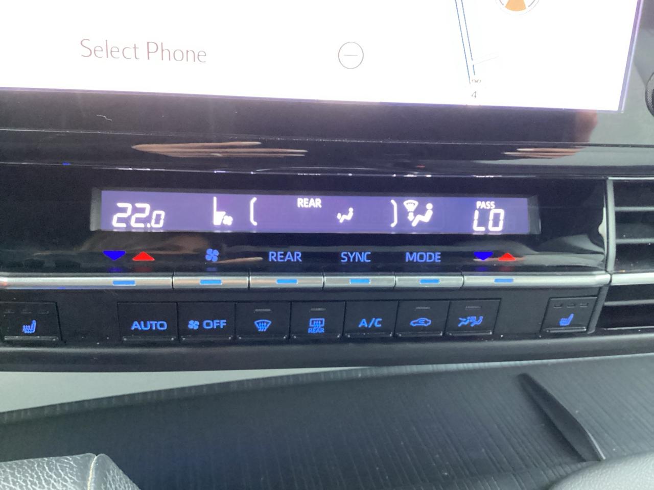 2021 Toyota Sienna XSE 7-Passenger FWD Photo