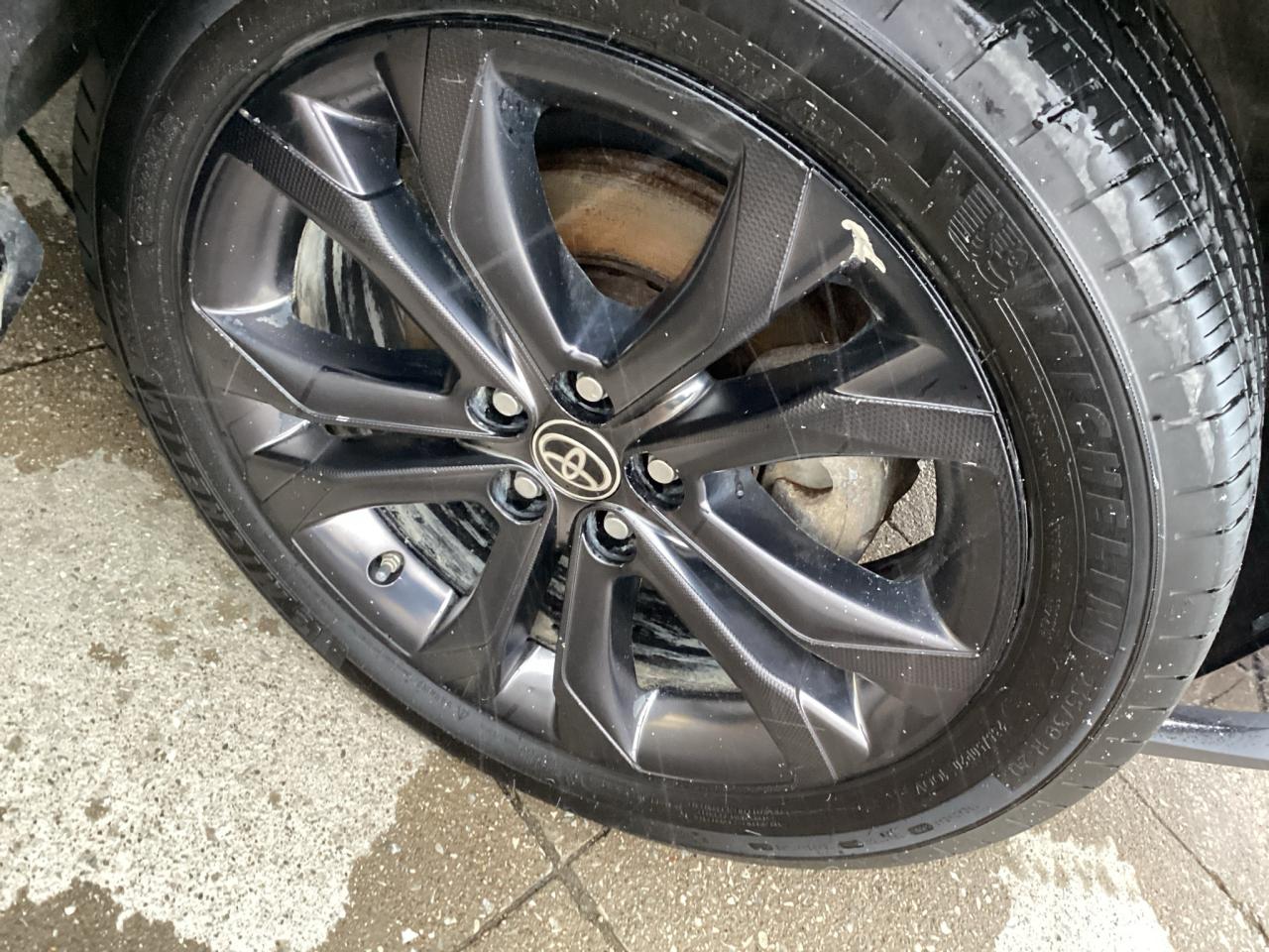 2021 Toyota Sienna XSE 7-Passenger FWD Photo