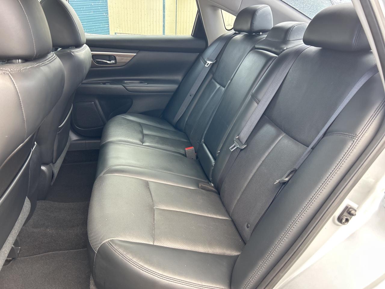 2014 Nissan Altima 3.5 SL LEATHER/SUNROOF/NAVIGATION CALL 6139618848 Photo