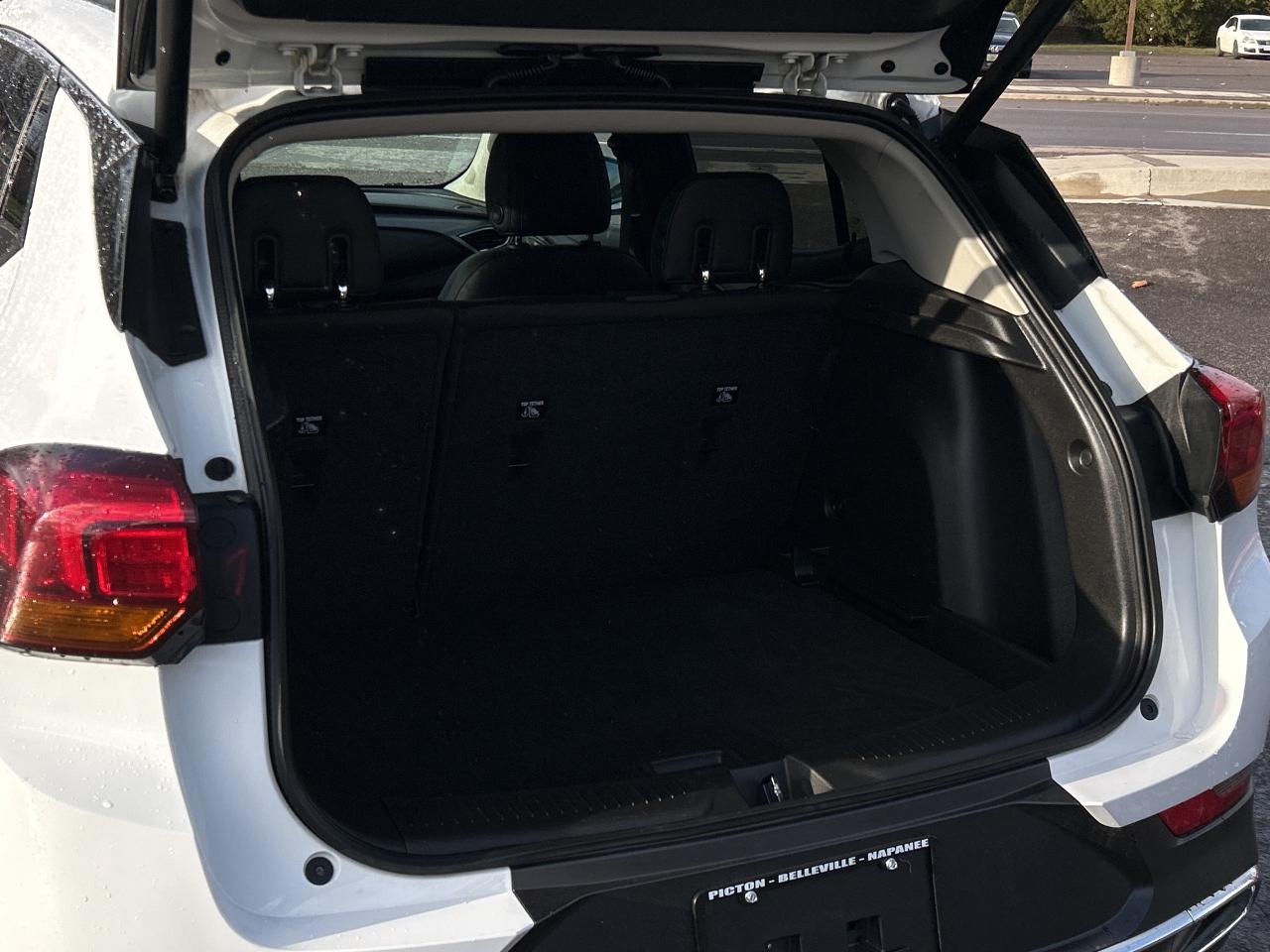 2023 Buick Encore GX Essence AWD/REMOTE START/NAVIGATION CALL PICTON Photo