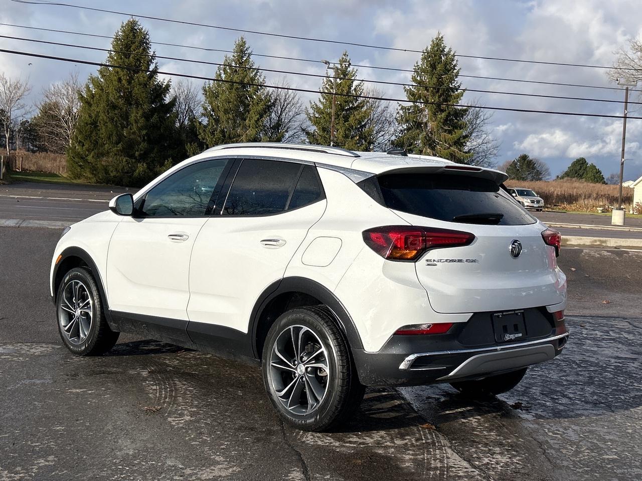 2023 Buick Encore GX Essence AWD/REMOTE START/NAVIGATION CALL NAPANEE Photo2
