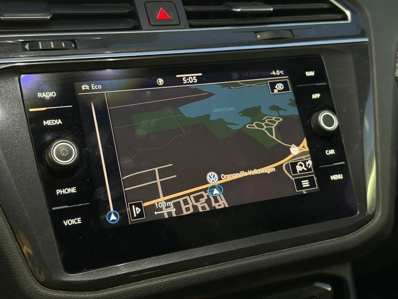 2022 Volkswagen Tiguan Highline R-LineAWD, SUNROOF, HTD SEATS, POWER TAIL Photo