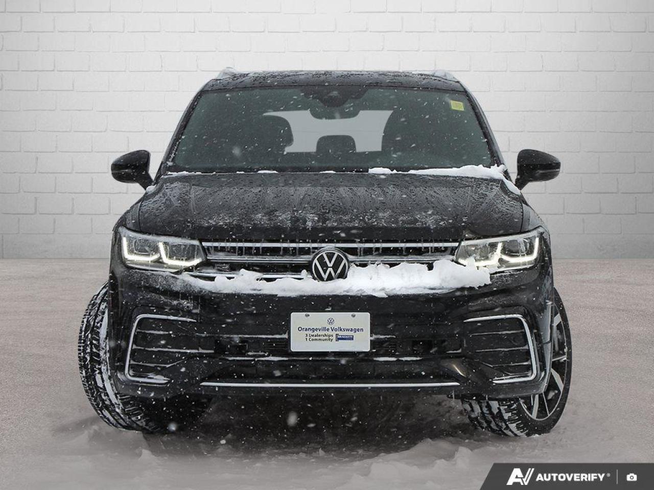 2022 Volkswagen Tiguan Highline R-LineAWD, SUNROOF, HTD SEATS, POWER TAIL Photo