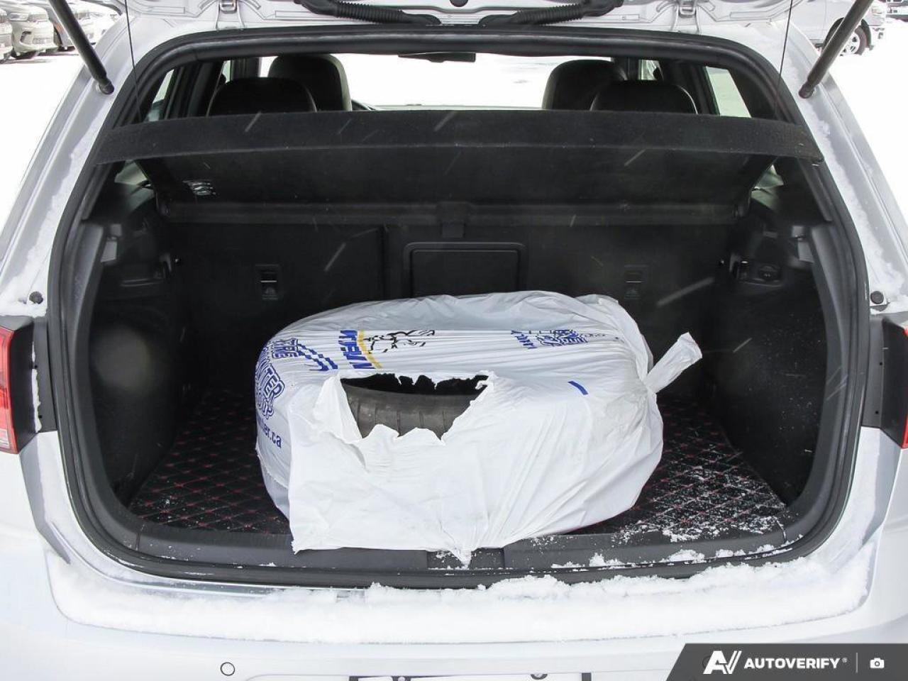 2016 Volkswagen Golf GTI 5-Door PerformanceGTI, 2.0L 4-CYLINDER, MANUAL TRA Photo