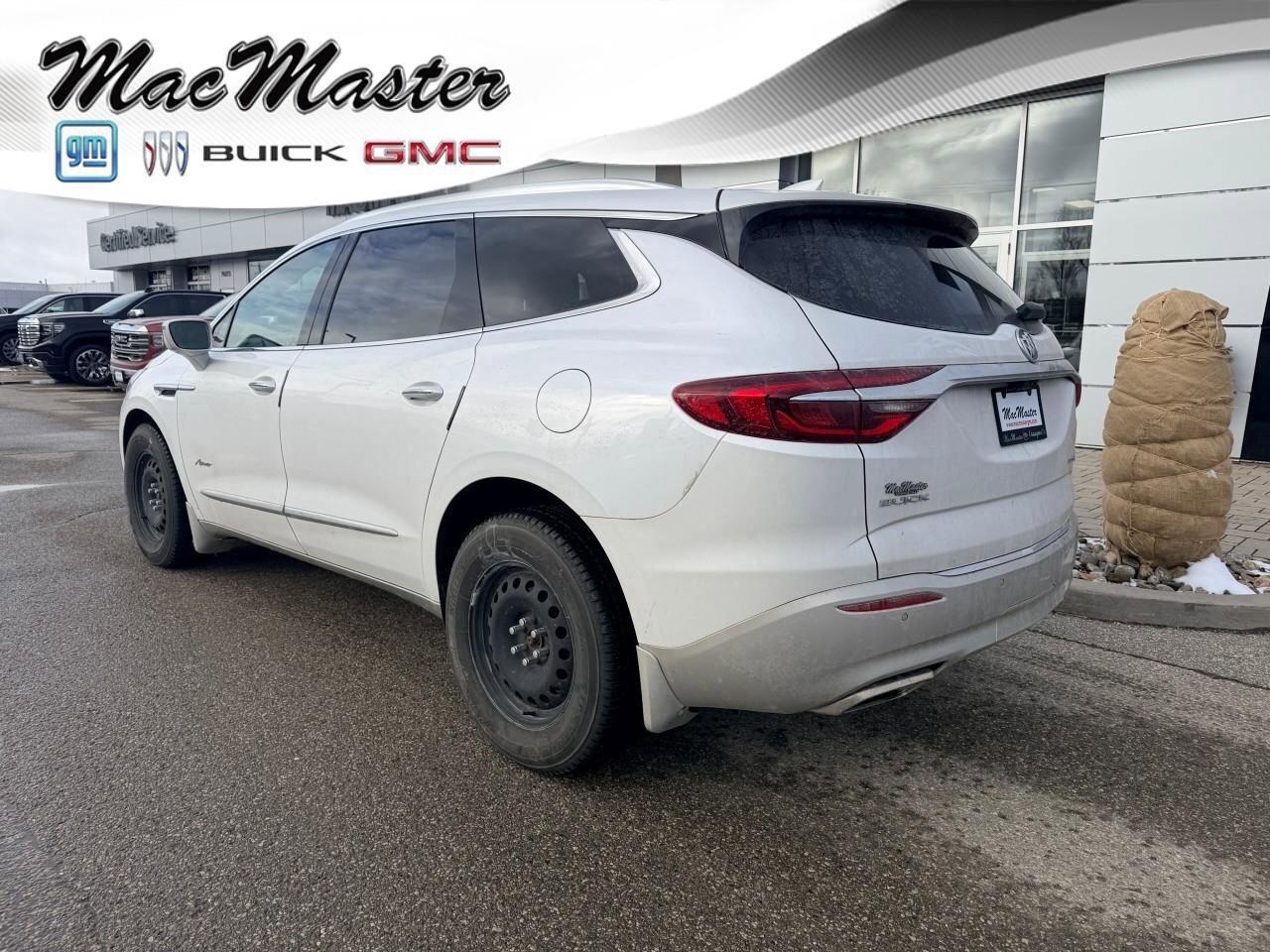 2018 Buick Enclave AvenirAVENIR, 3.6L V6, BOSE, SUNROOF, ALLOYS, NAVI Photo3