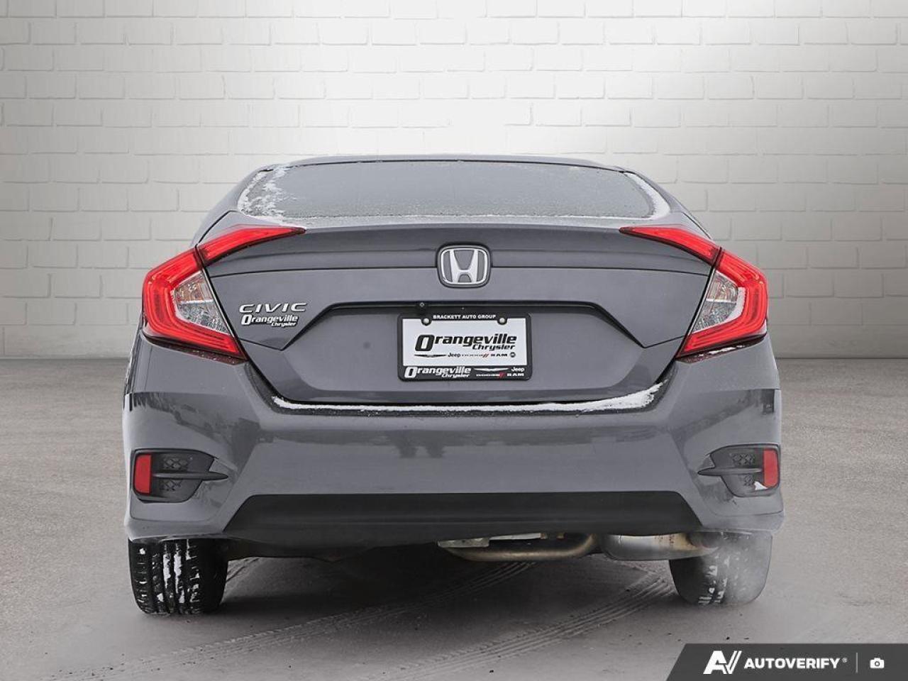 2017 Honda Civic Sedan LXLX, SEDAN, 2.0L 4-CYLINDERS, FWD, AUTOMATIC, 1-O Photo