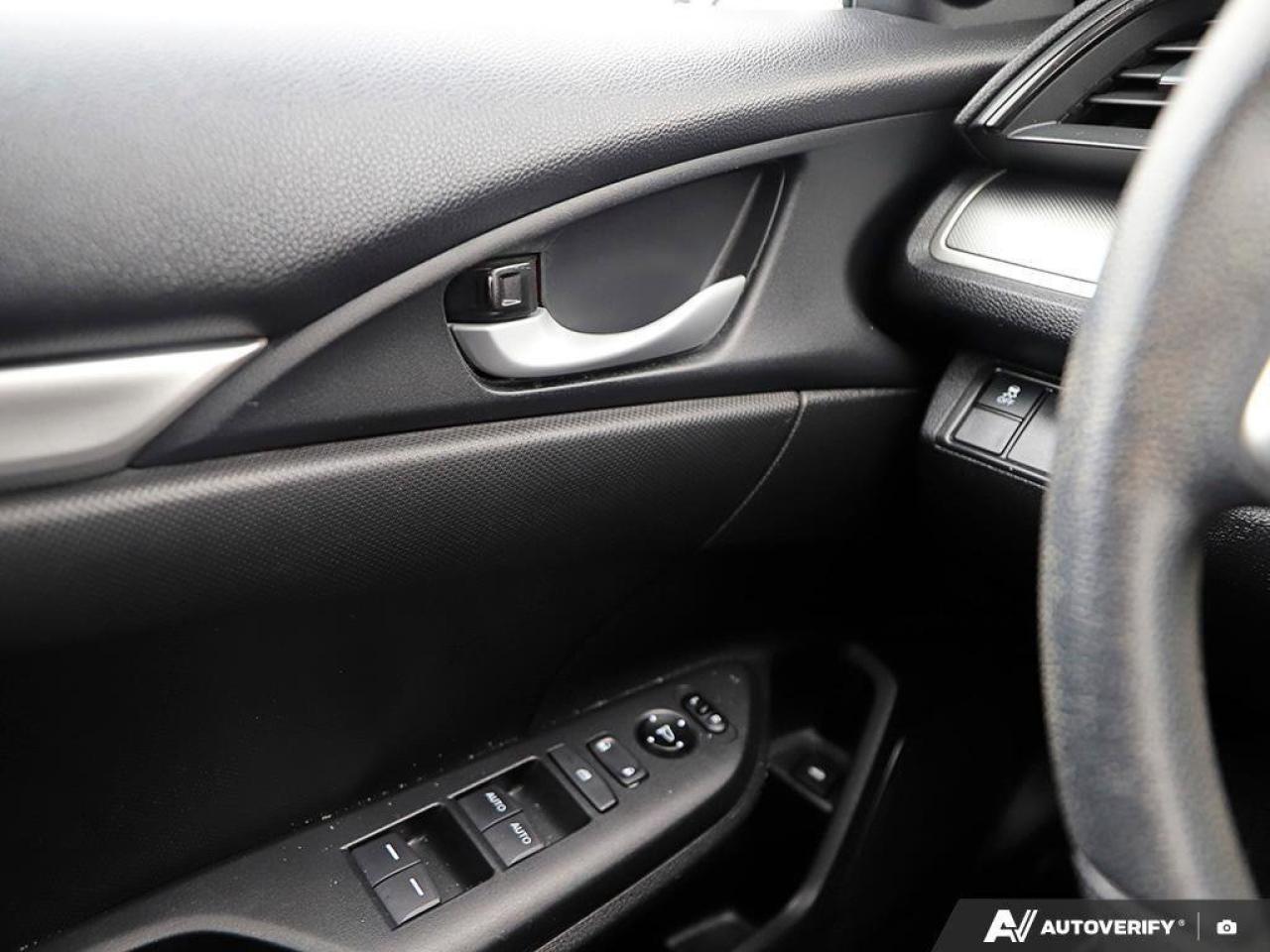 2017 Honda Civic Sedan LXLX, SEDAN, 2.0L 4-CYLINDERS, FWD, AUTOMATIC, 1-O Photo