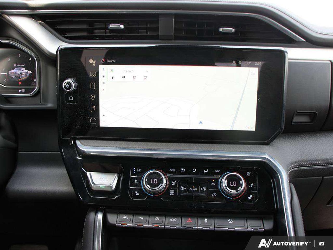 2025 GMC Sierra 1500 DENALI, 3.0 DURAMAX DIESEL, CREW CAB, LEATHER, ALLOYWS, LOADED, 1-OWNER! Photo