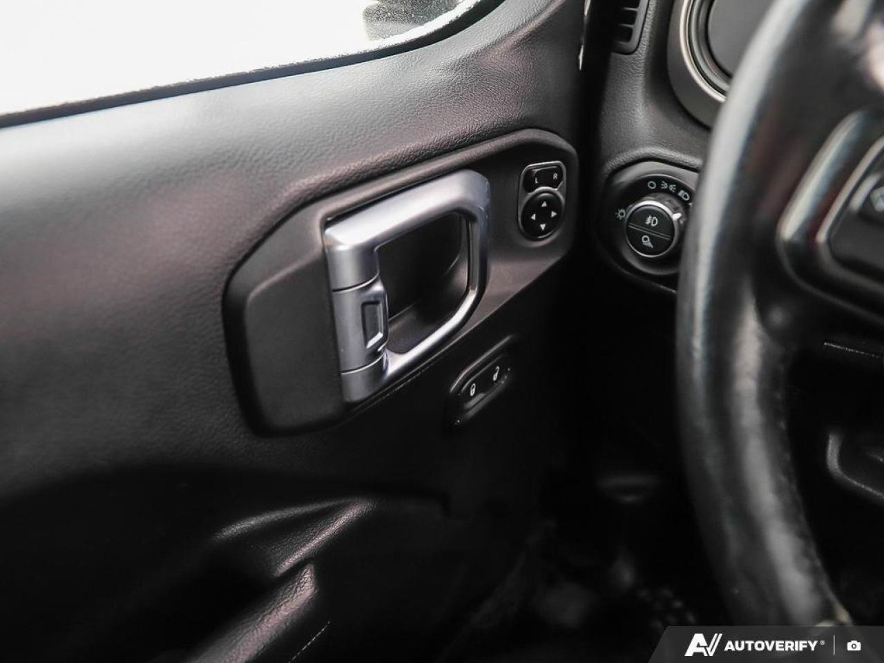 2020 Jeep Gladiator Sport SSPORT S, 3.6L V6, 4X4, 6-SPEED MANUAL, STEE Photo