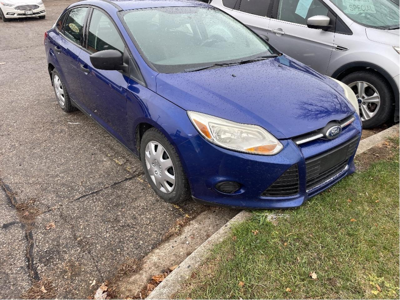 2012 Ford Focus S Photo