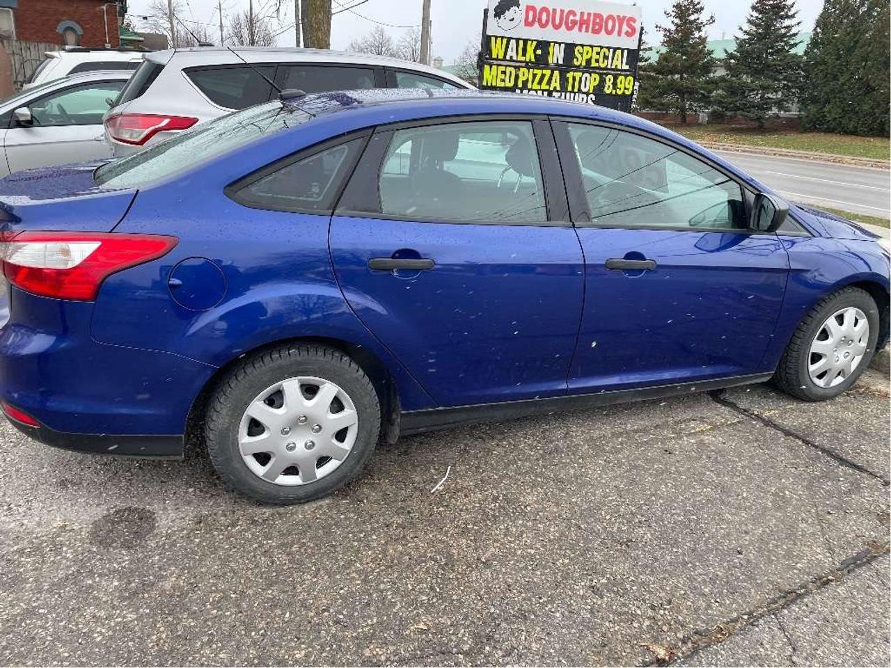 2012 Ford Focus S Photo