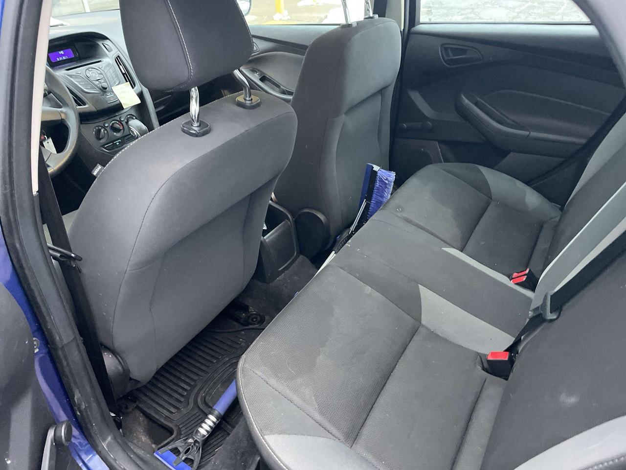 2012 Ford Focus S Photo