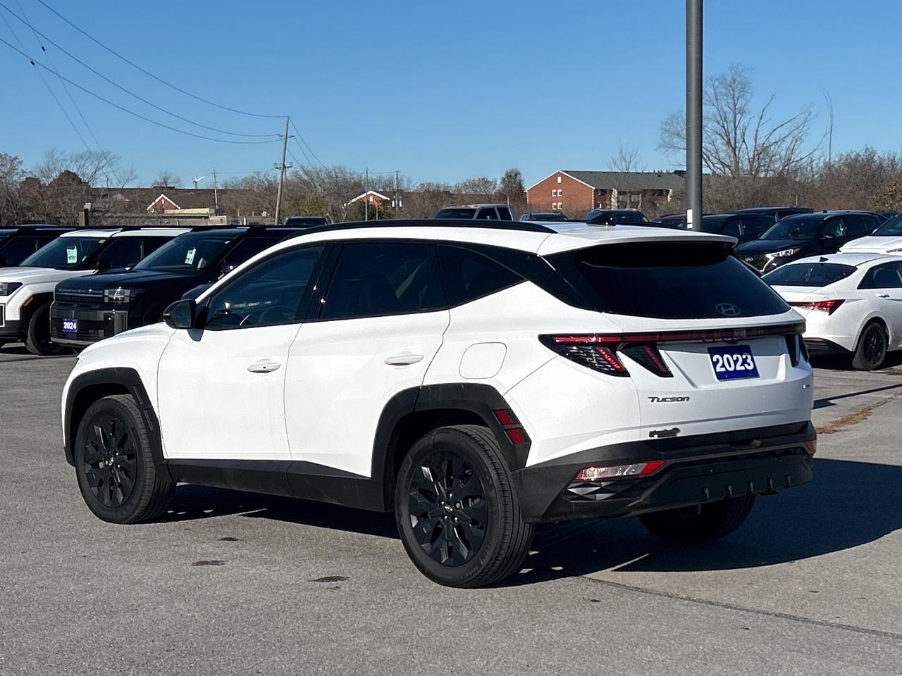 2023 Hyundai Tucson URBAN EDITION AWD Photo2