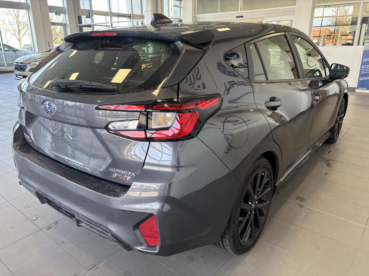 2025 Subaru Impreza RS AWD   DEALER DEMO   CLEAN CARFAX  APPLE CARPLAY Photo