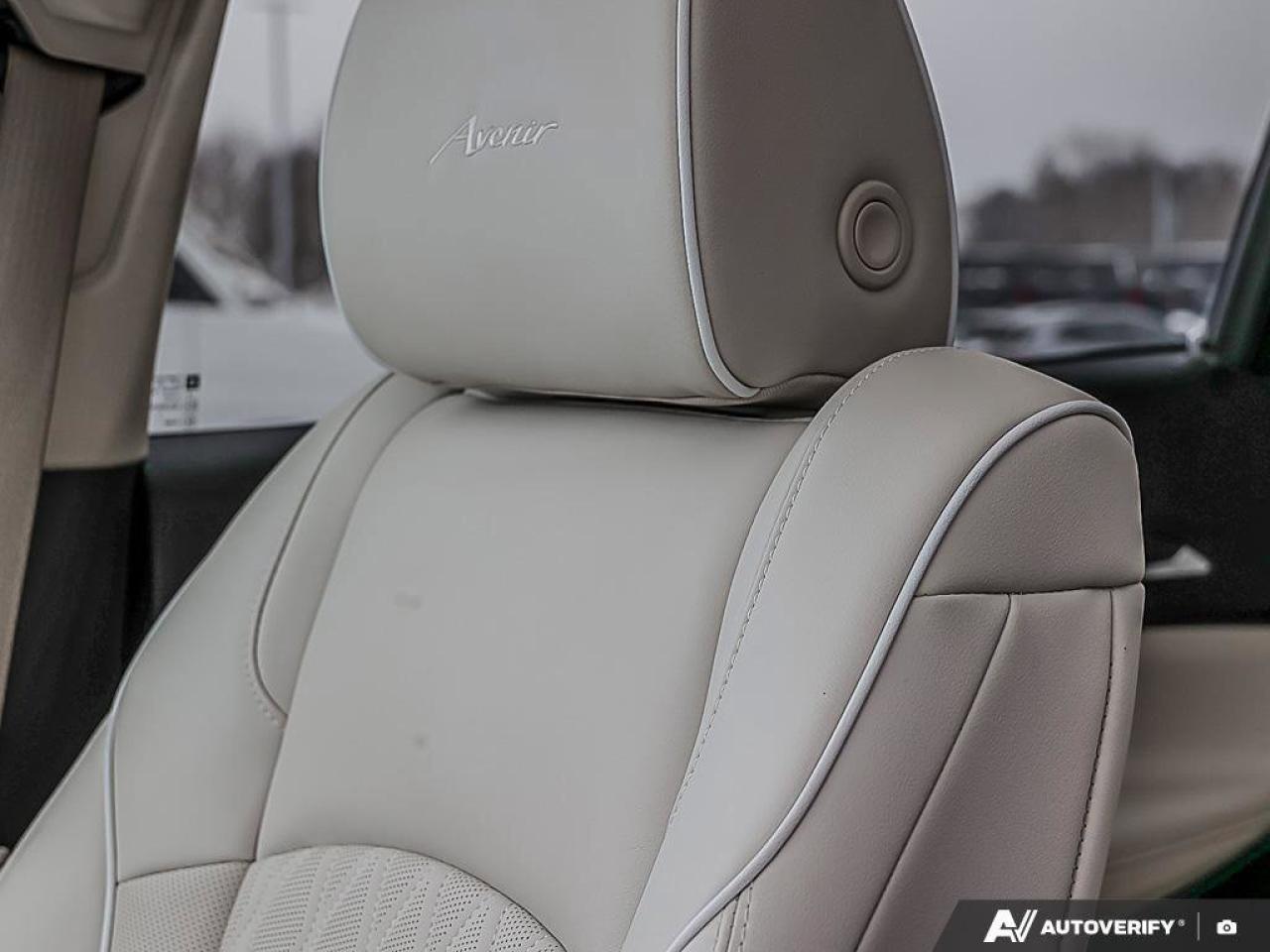 2023 Buick Enclave AvenirAVENIR, 3.6L V6, AWD, LEATHER, ALLOYS, SUNRO Photo