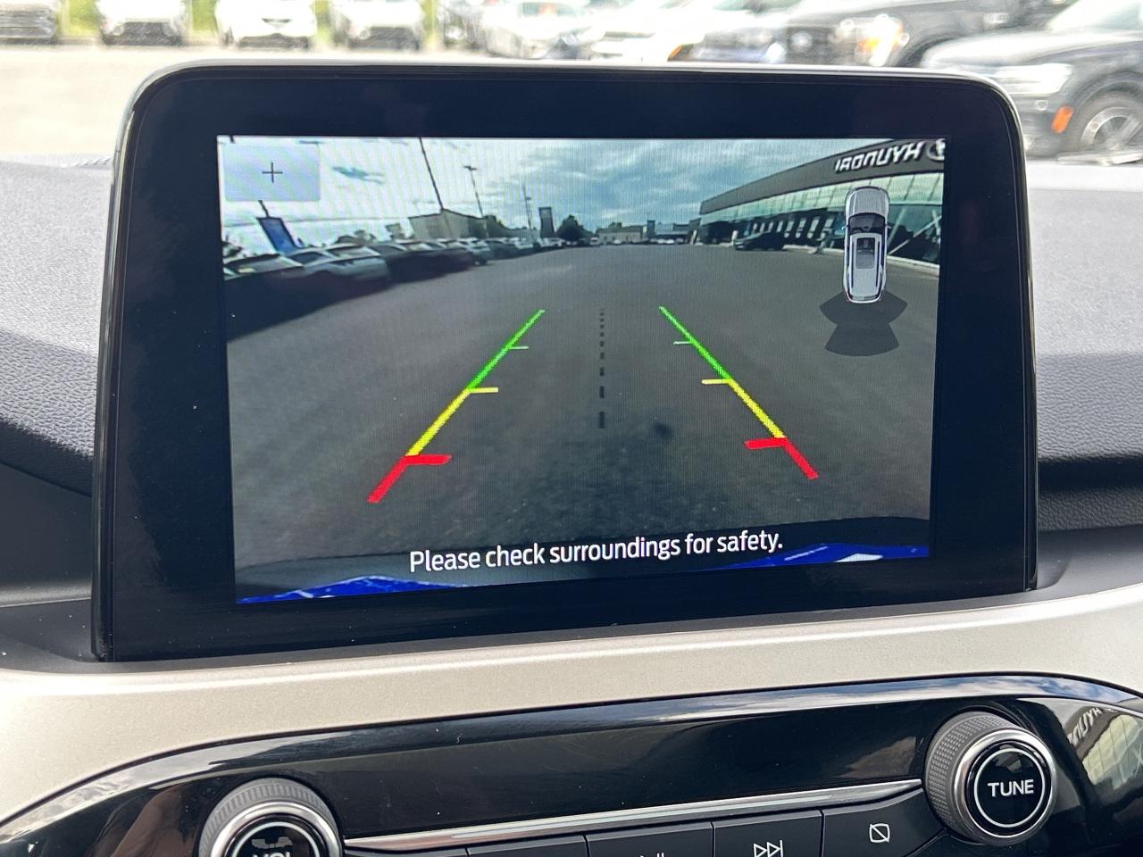 2022 Ford Escape SEL Hybrid AWD Photo