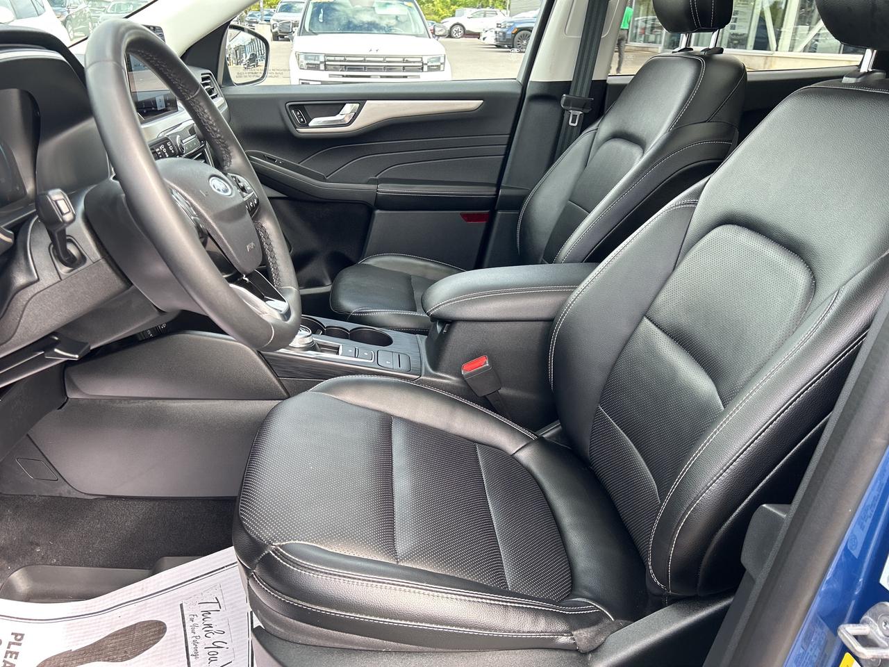 2022 Ford Escape SEL Hybrid AWD Photo