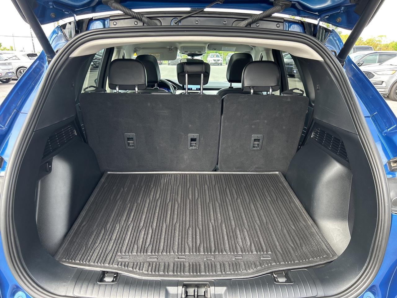 2022 Ford Escape SEL Hybrid AWD Photo