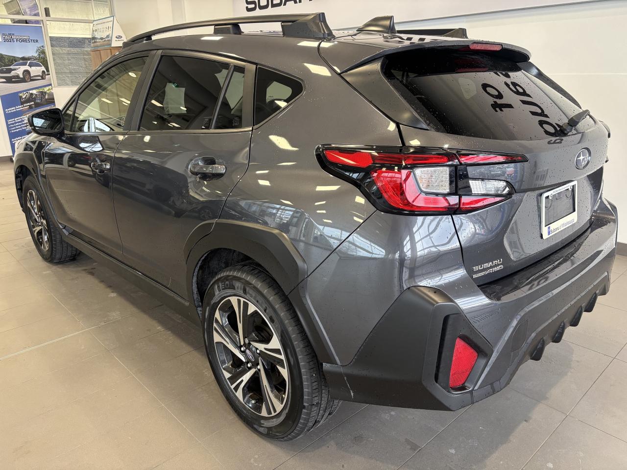 2024 Subaru Crosstrek TOURING   ONE OWNER   CLEAN CARFAX   APPLE CARPLAY Photo