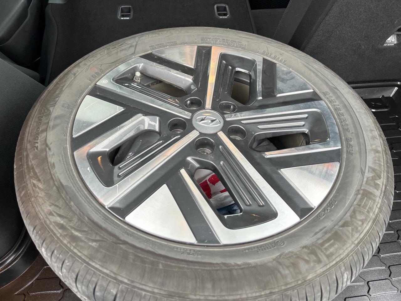 2023 Hyundai KONA electric Preferred FWD Photo