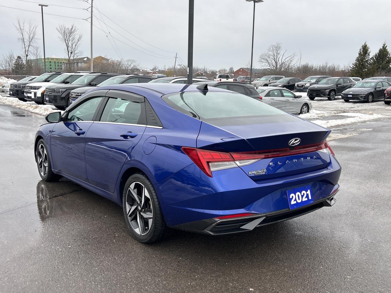 2021 Hyundai Elantra Ultimate IVT Photo3