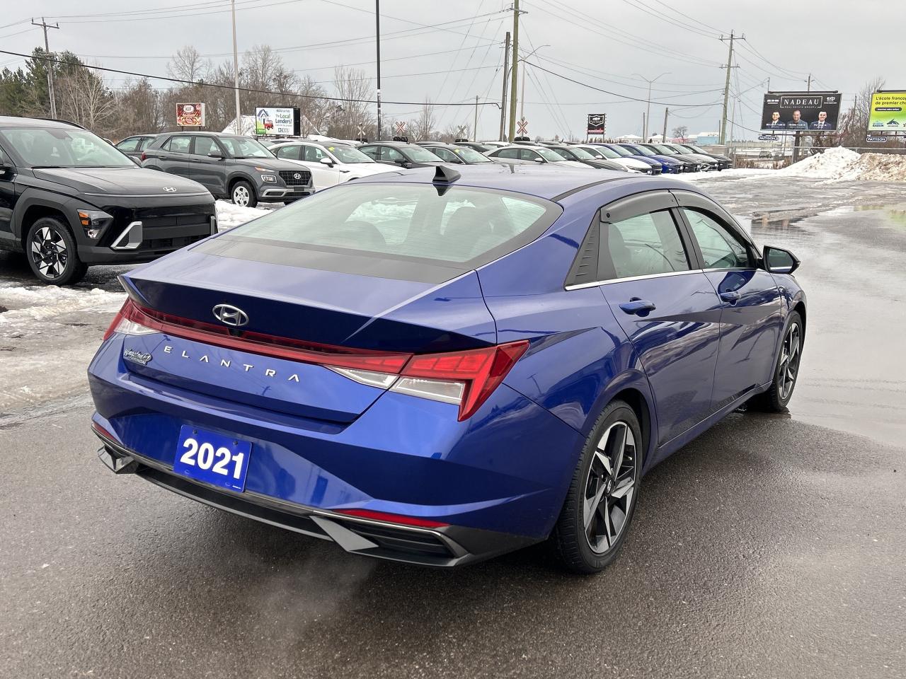 2021 Hyundai Elantra Ultimate IVT Photo