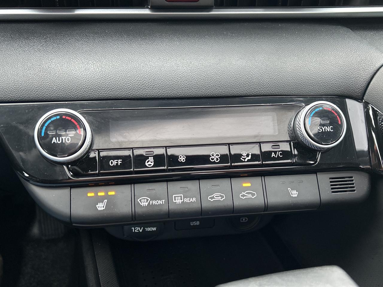 2021 Hyundai Elantra Ultimate IVT Photo