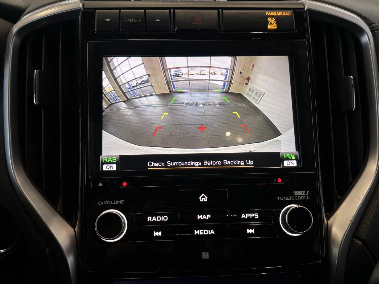 2020 Subaru ASCENT LIMITED  8 PASSENGER  CLEAN CARFAX  NAVI  SUNROOF Photo