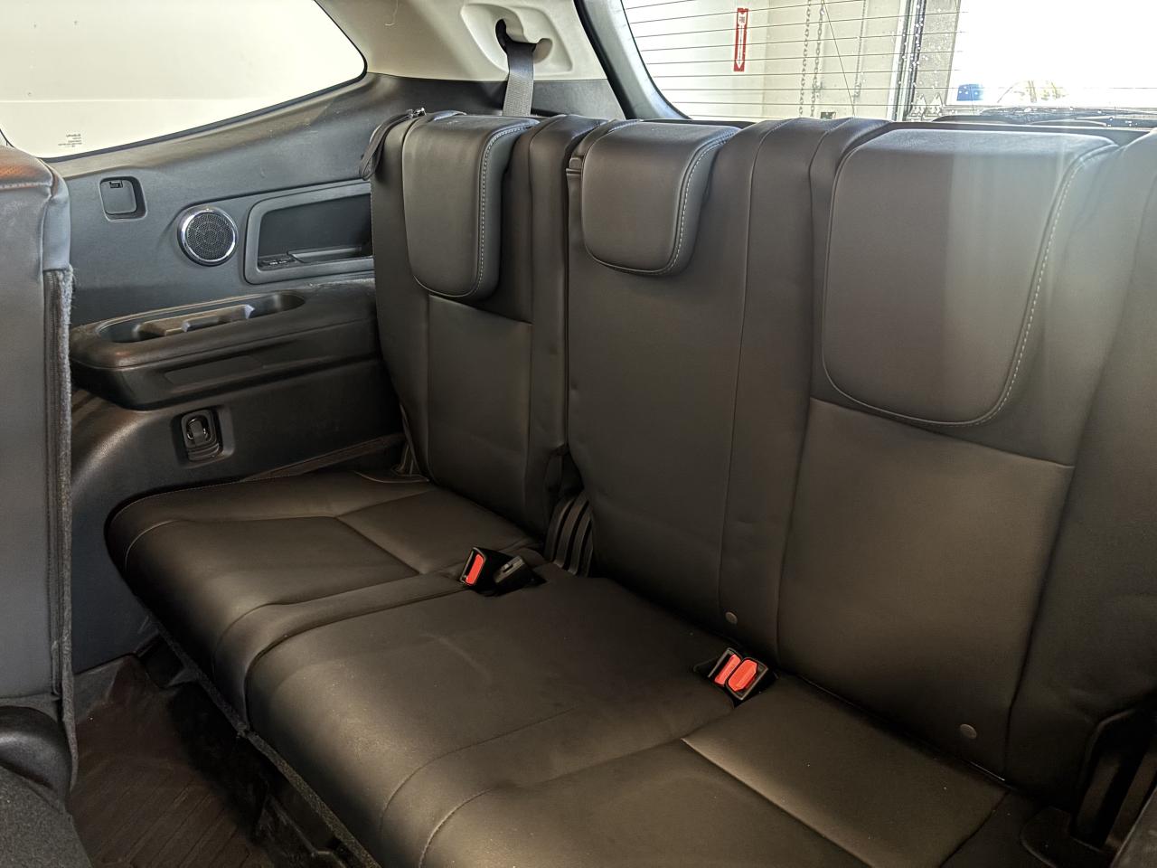 2020 Subaru ASCENT LIMITED  8 PASSENGER  CLEAN CARFAX  NAVI  SUNROOF Photo