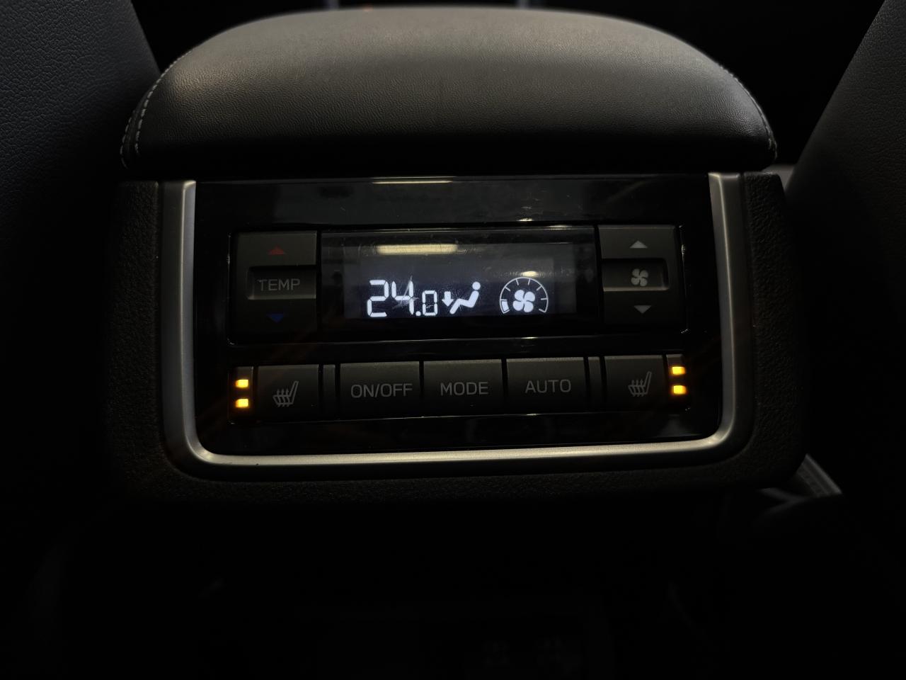 2020 Subaru ASCENT LIMITED  8 PASSENGER  CLEAN CARFAX  NAVI  SUNROOF Photo