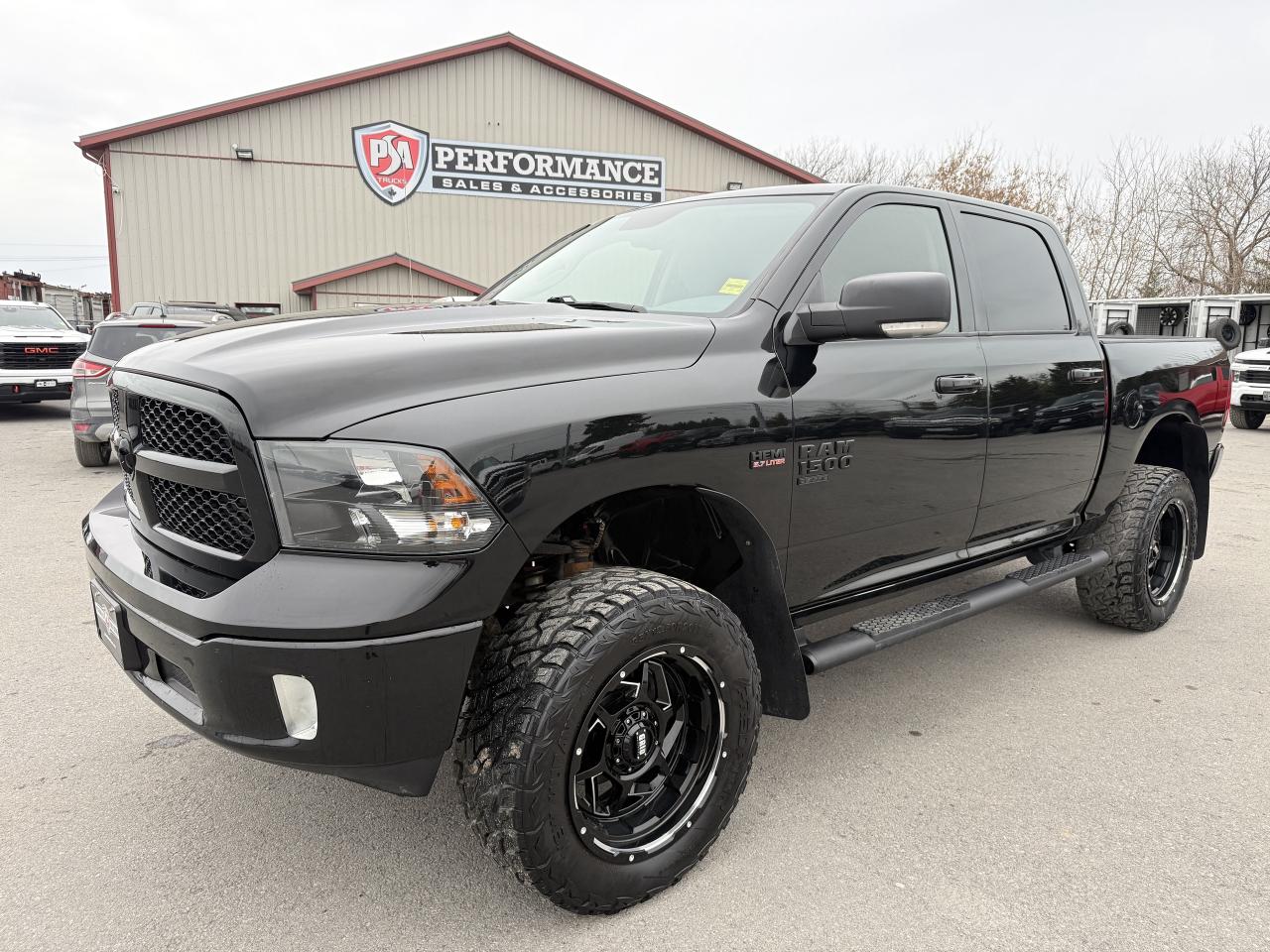 2019 RAM 1500 Classic SLT LIFT/WHEEL/TIRE PKG! Photo0