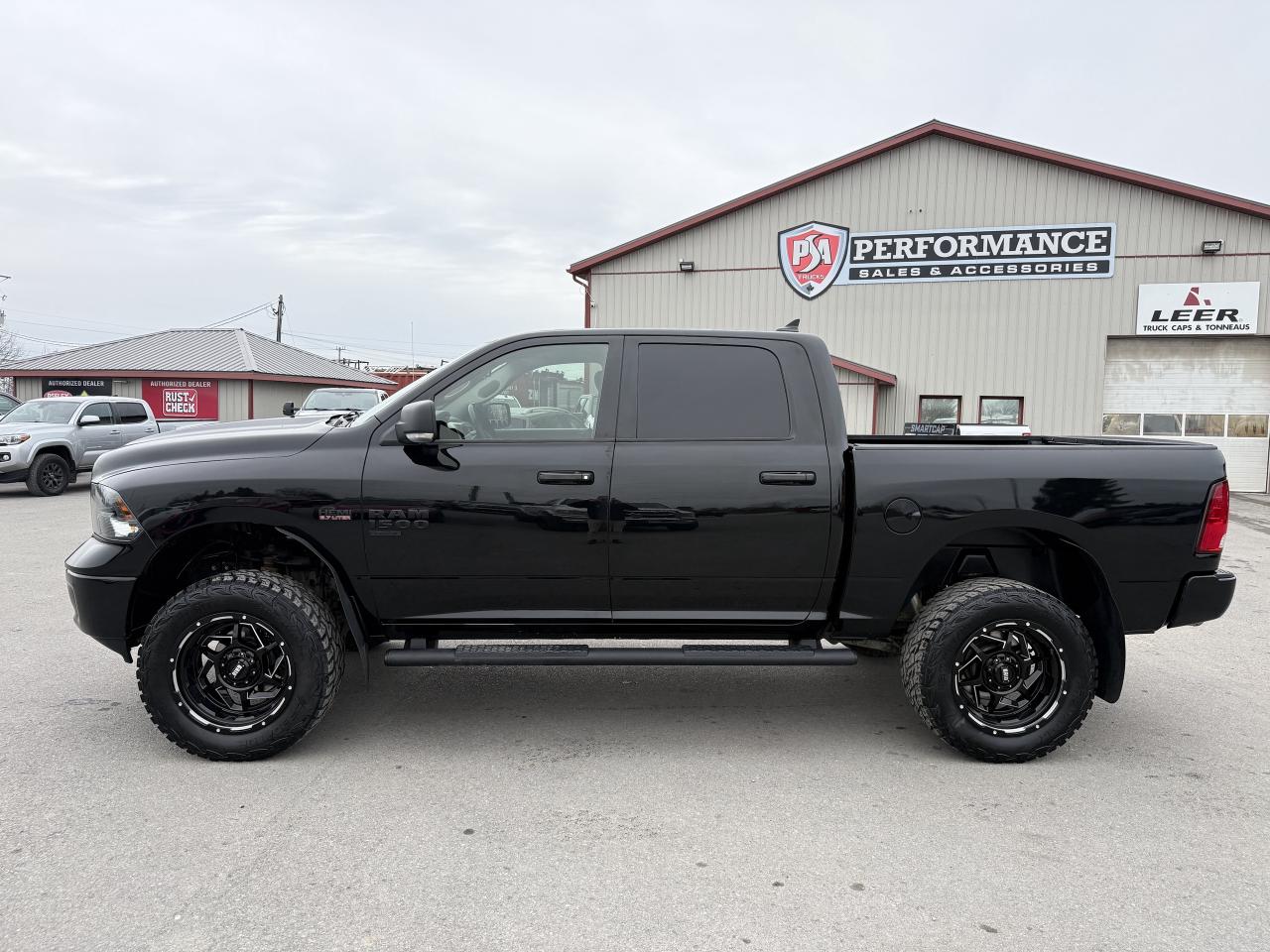 2019 RAM 1500 Classic SLT LIFT/WHEEL/TIRE PKG! Photo