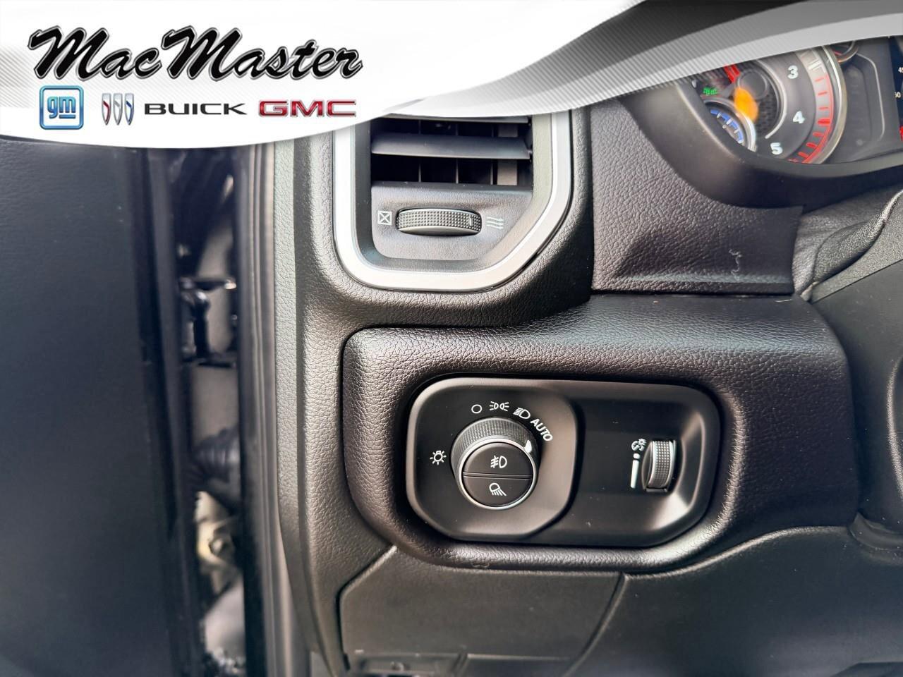 2021 RAM 2500 Big HornBIGHORN, 6.7L DIESEL, CLOTH, ALLOYS, TONNE Photo