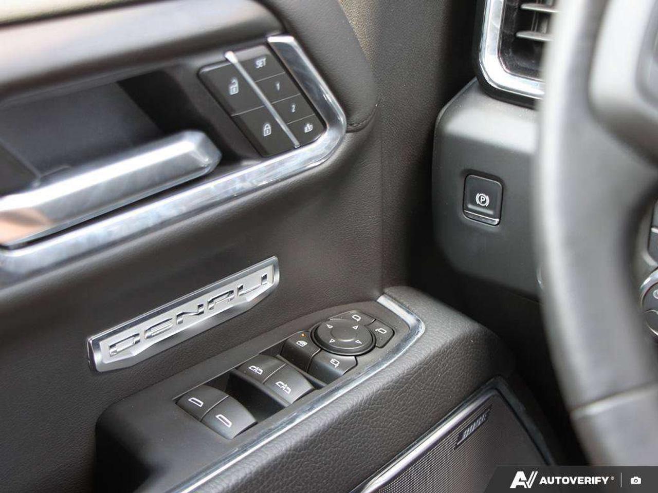 2025 GMC Sierra 1500 DENALI, 3.0 DURAMAX DIESEL, CREW CAB, LEATHER, ALLOYWS, LOADED, 1-OWNER! Photo