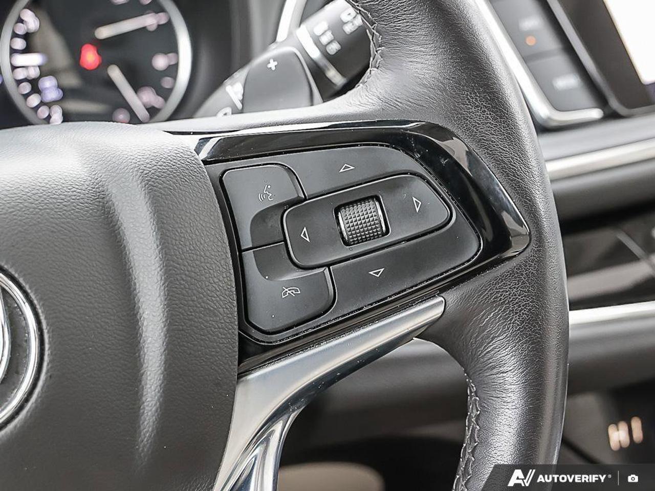 2023 Buick Enclave AvenirAVENIR, 3.6L V6, AWD, LEATHER, ALLOYS, SUNRO Photo