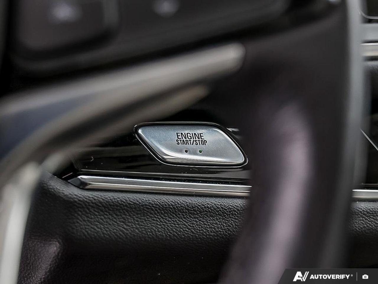 2023 Buick Enclave AvenirAVENIR, 3.6L V6, AWD, LEATHER, ALLOYS, SUNRO Photo