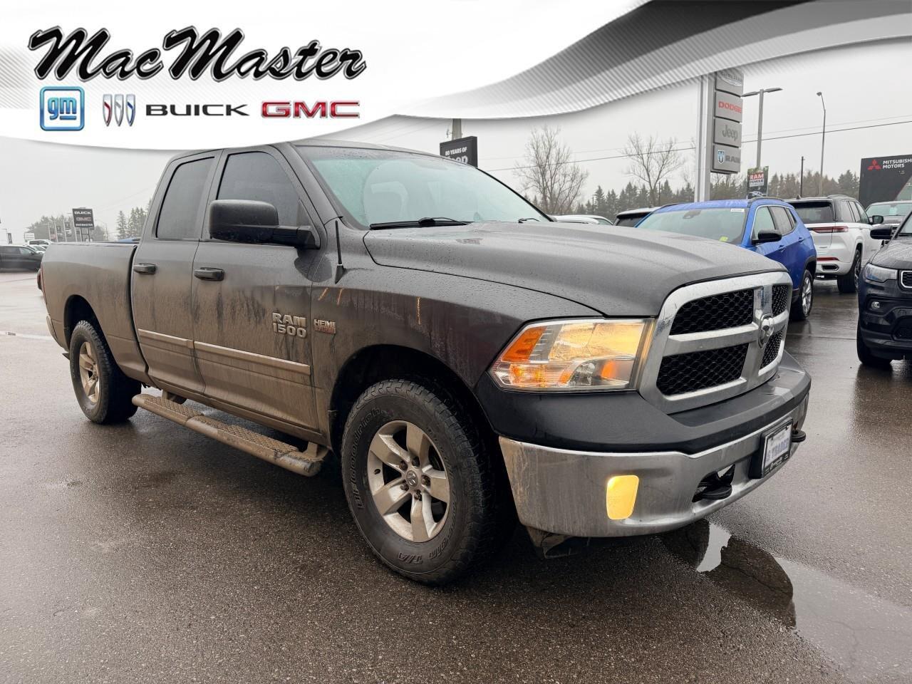 2017 RAM 1500 TradesmanSXT, 5.7L HEMI V8, 4X4, BENCH CLOTH, ALLO Photo